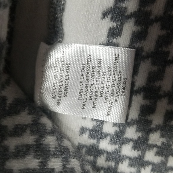 (L) Marina V Houndstooth Print Comfortable Casual Outdoor Kimono Style Sweater - Picture 4 of 10